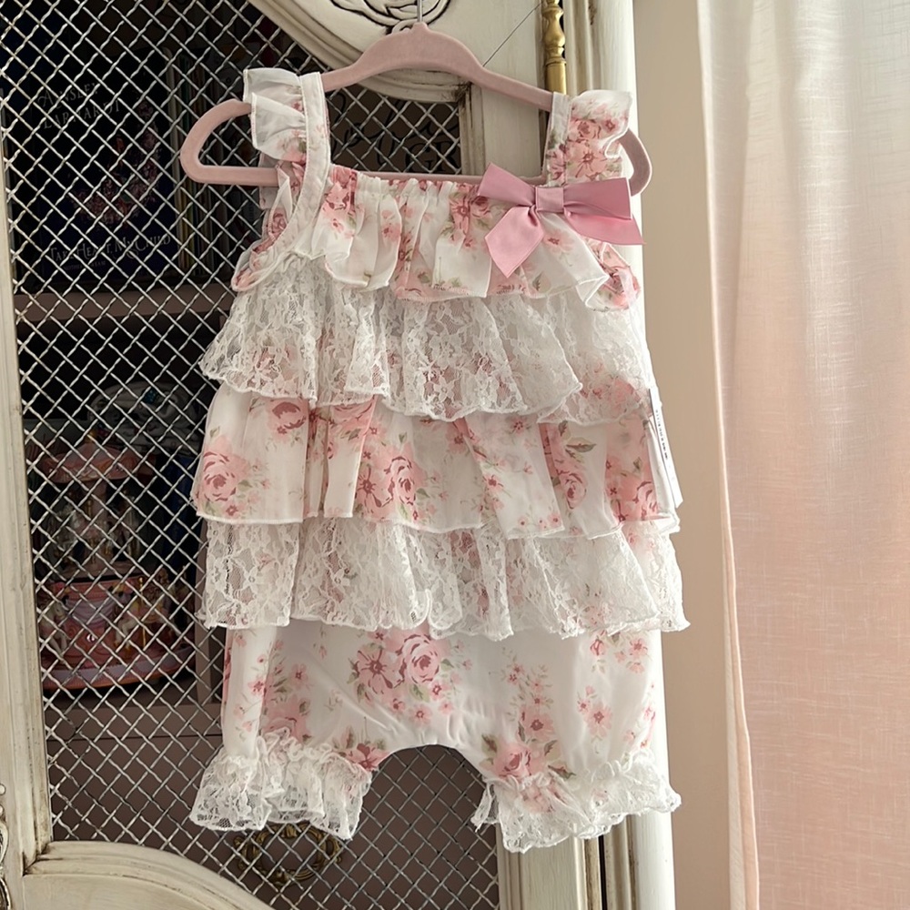 Baby ruffle rose/lace jumpsuit - size 9 months